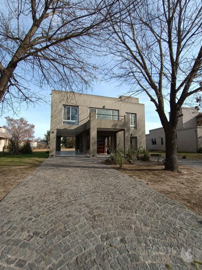 Casa en Venta en General Rodriguez, G.B.A. Zona Oeste