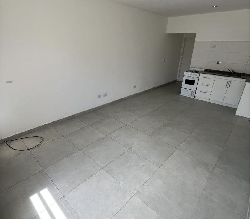 ALQUILER DE DEPARTAMENTO EN José C Paz - 6