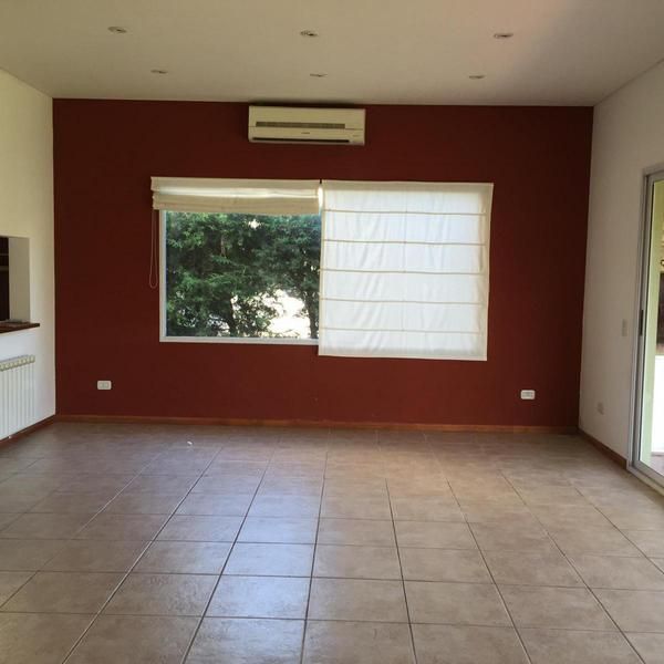 Casa en Venta en Ituzaingo, G.B.A. Zona Oeste