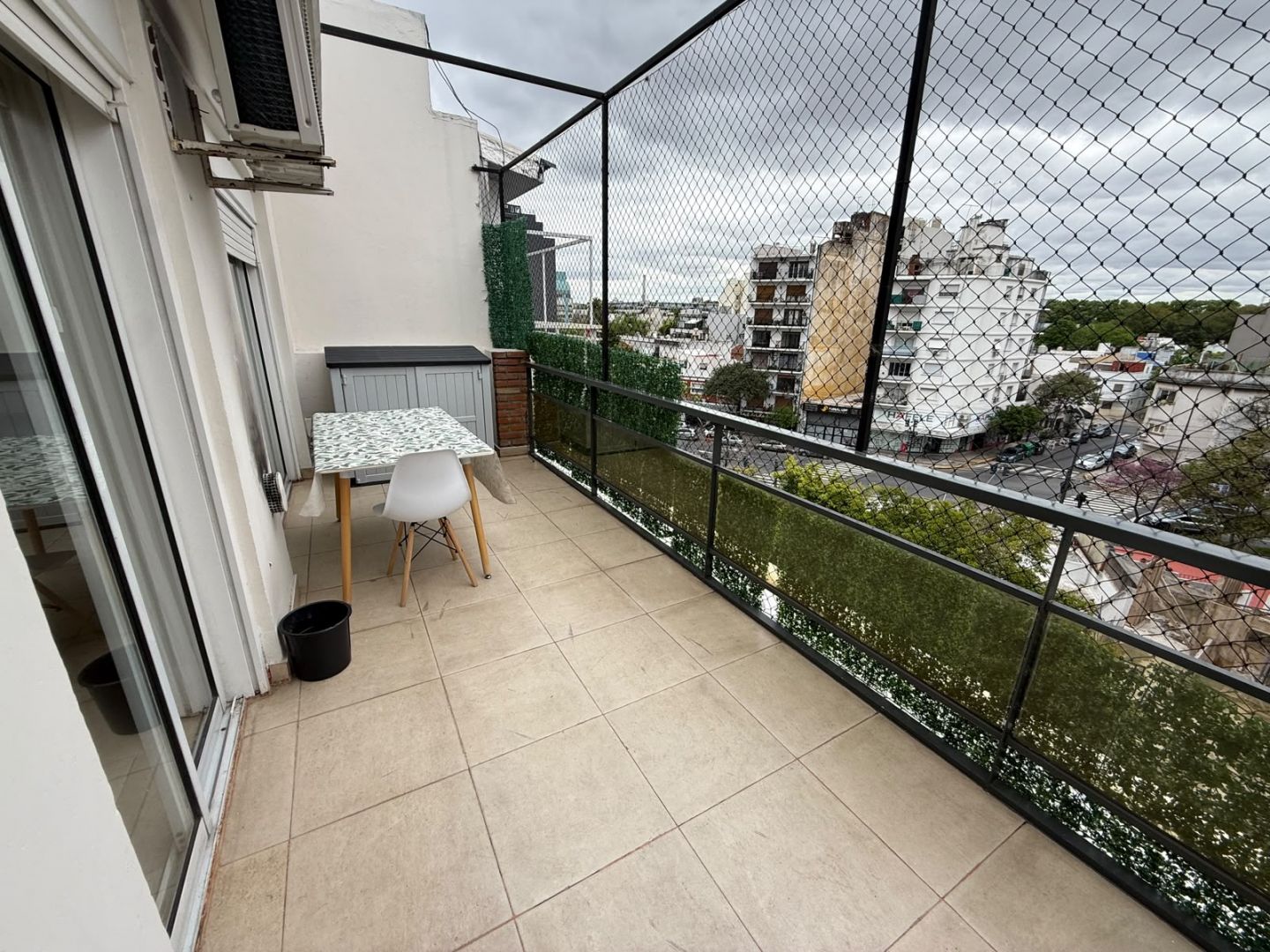 Departamento en DR. ROMULO NAON 3700