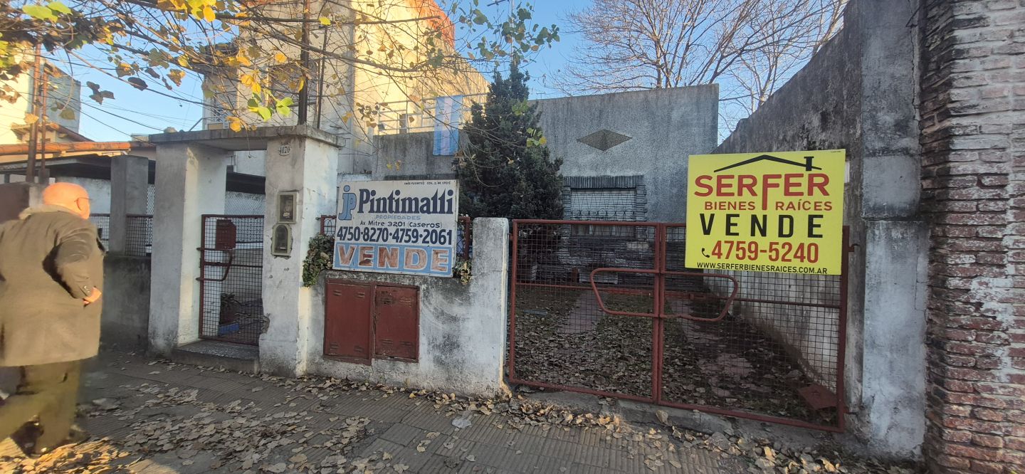 Casa en Av Urquiza 4000