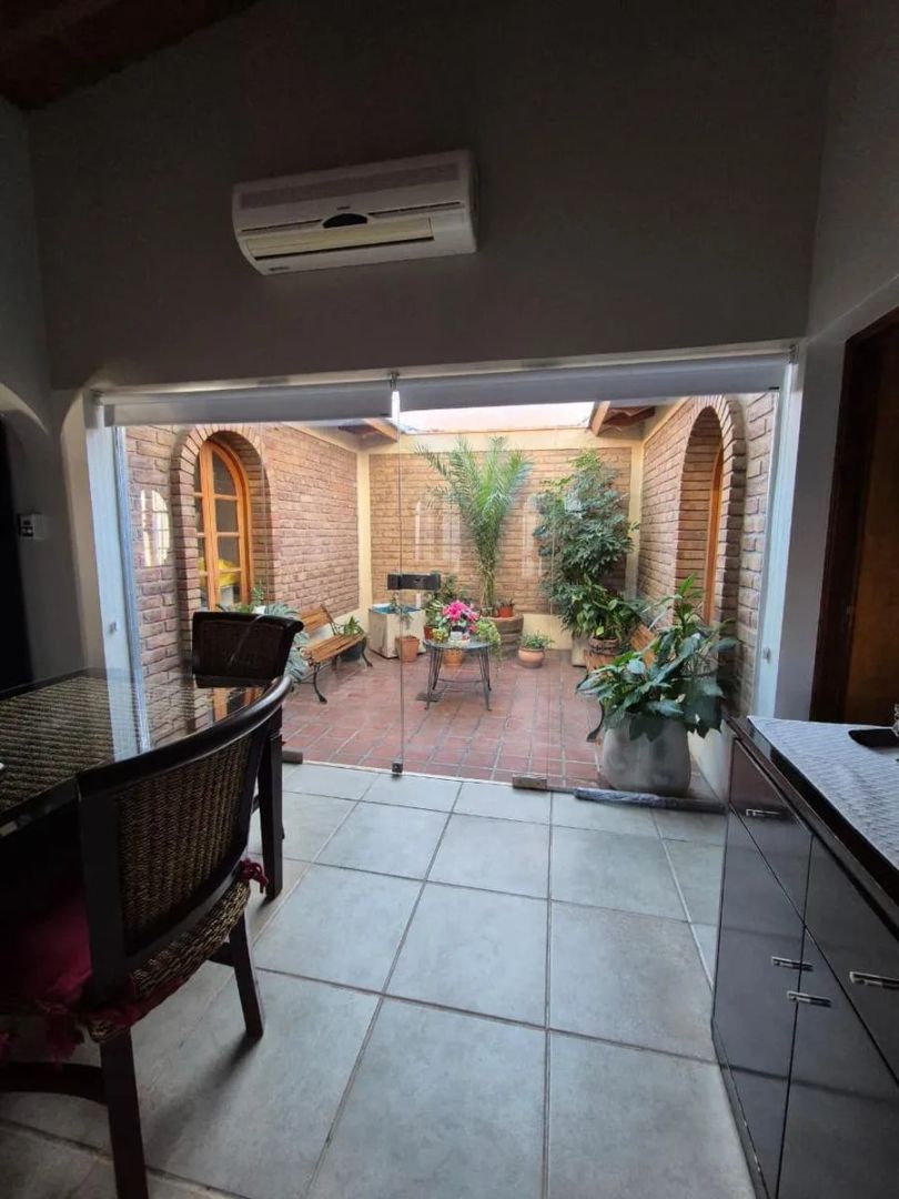 Casa en Venta en Capital, Mendoza