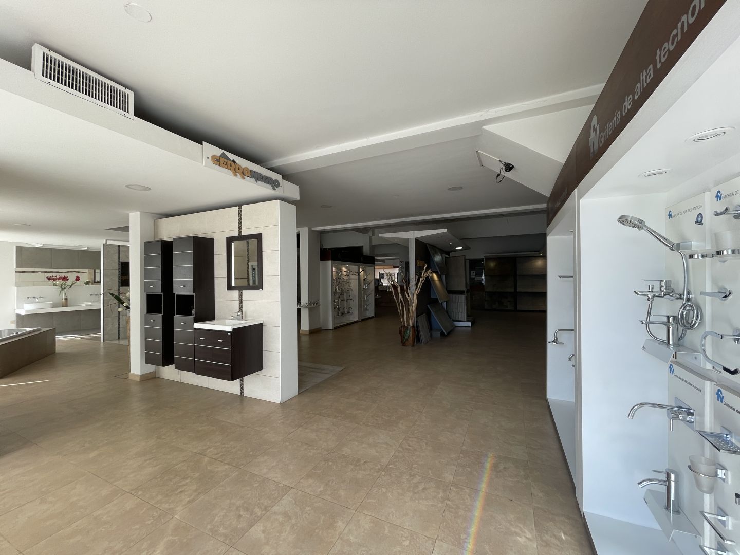 LOCAL EN VENTA