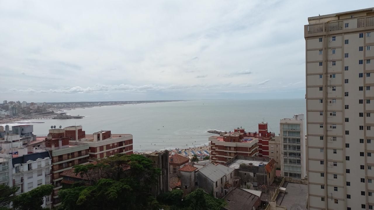 Departamento en venta Lomas De Stella Maris 4 ambientes