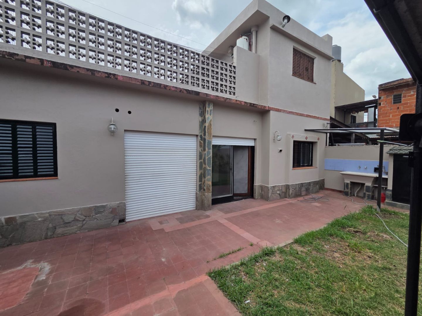 ALQUILER DE CASA EN Bella Vista - Bella Vista - 18