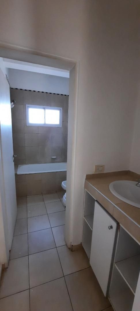 VENTA DE CASA EN Plottier - 24