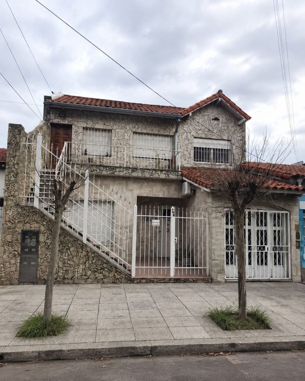 Casa en Cangallo 100