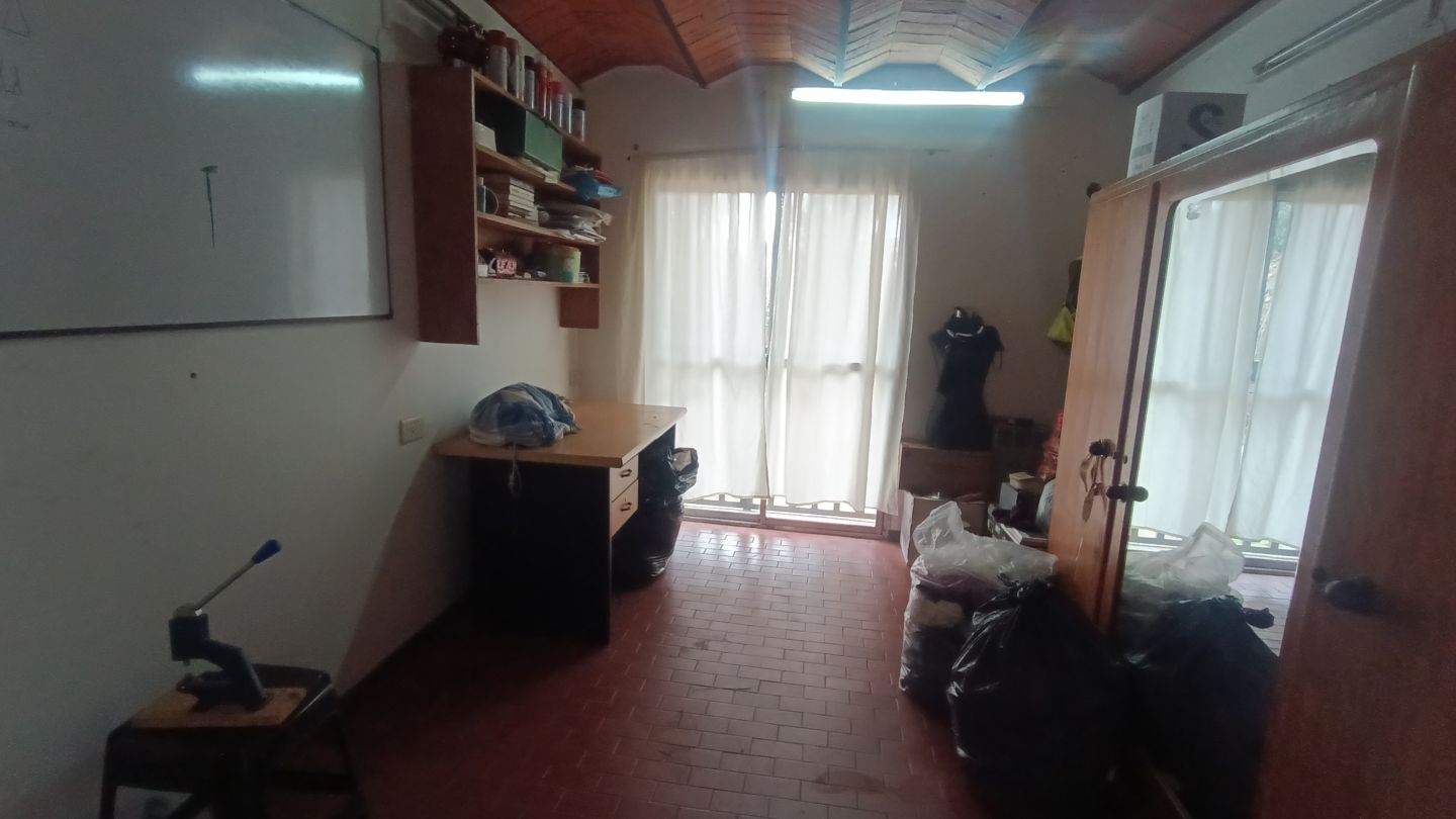 VENTA DE CASA EN Juana Koslay - 5
