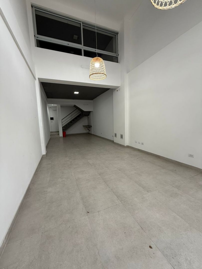Local Comercial en Alquiler en General San Martin, G.B.A. Zona Norte