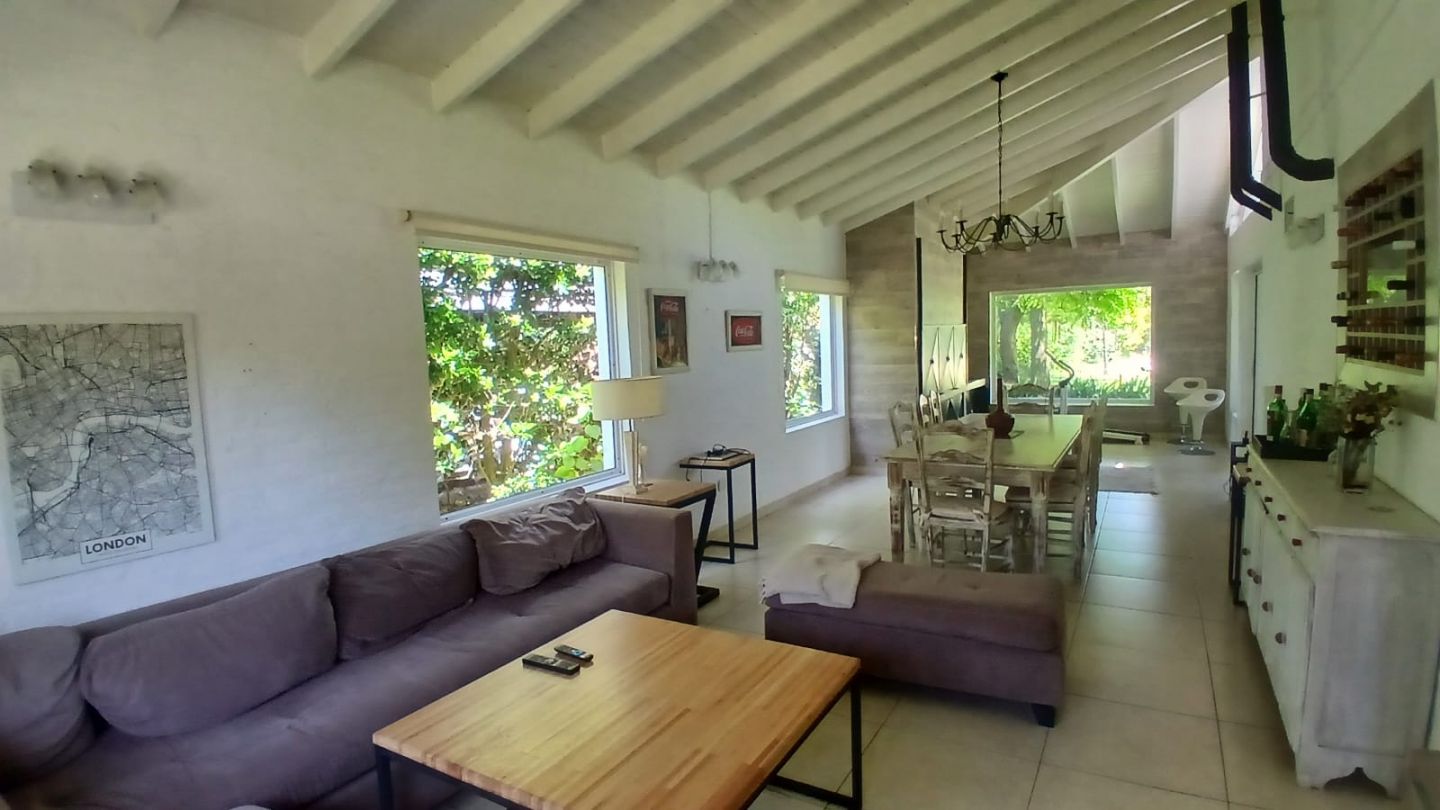 VENTA DE CASA EN Esteban Echeverría - 10