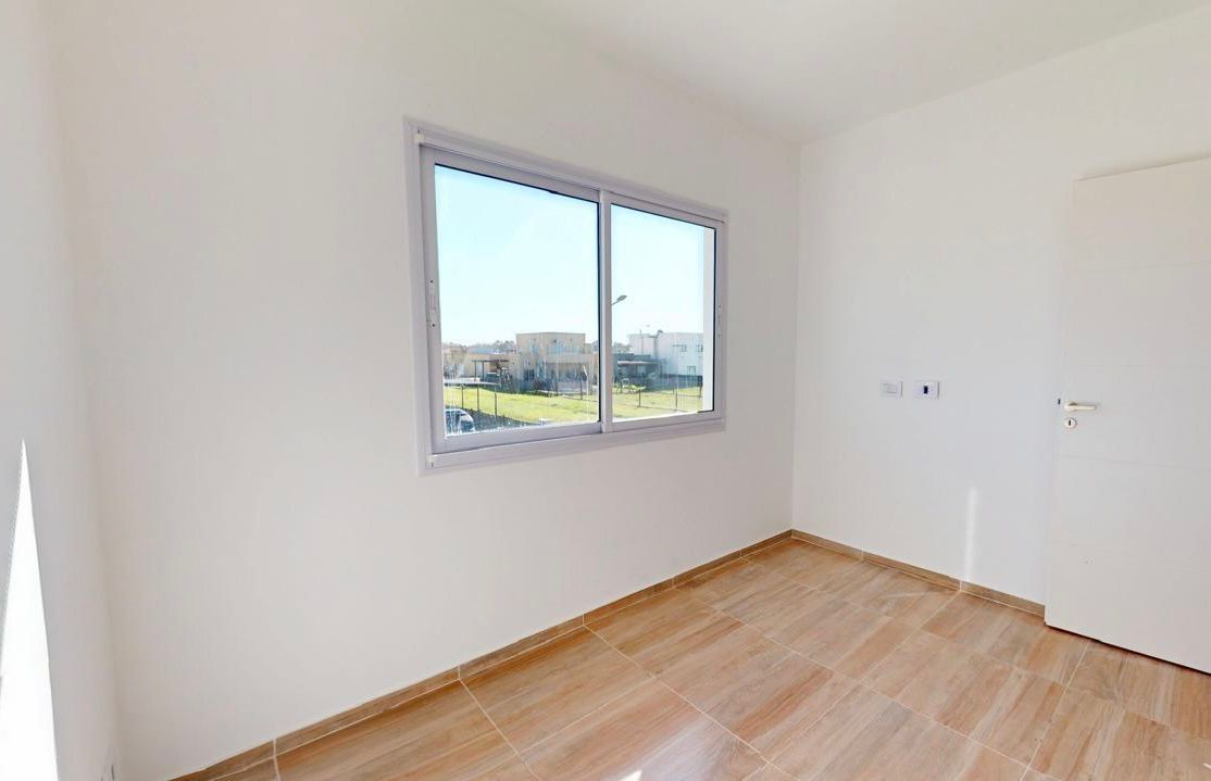 VENTA DE CASA EN Ezeiza - Laguna Azul - 23