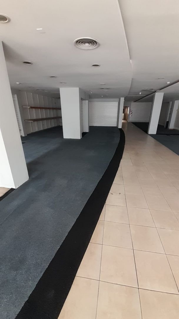 Local Comercial en Venta en Lomas de Zamora, G.B.A. Zona Sur