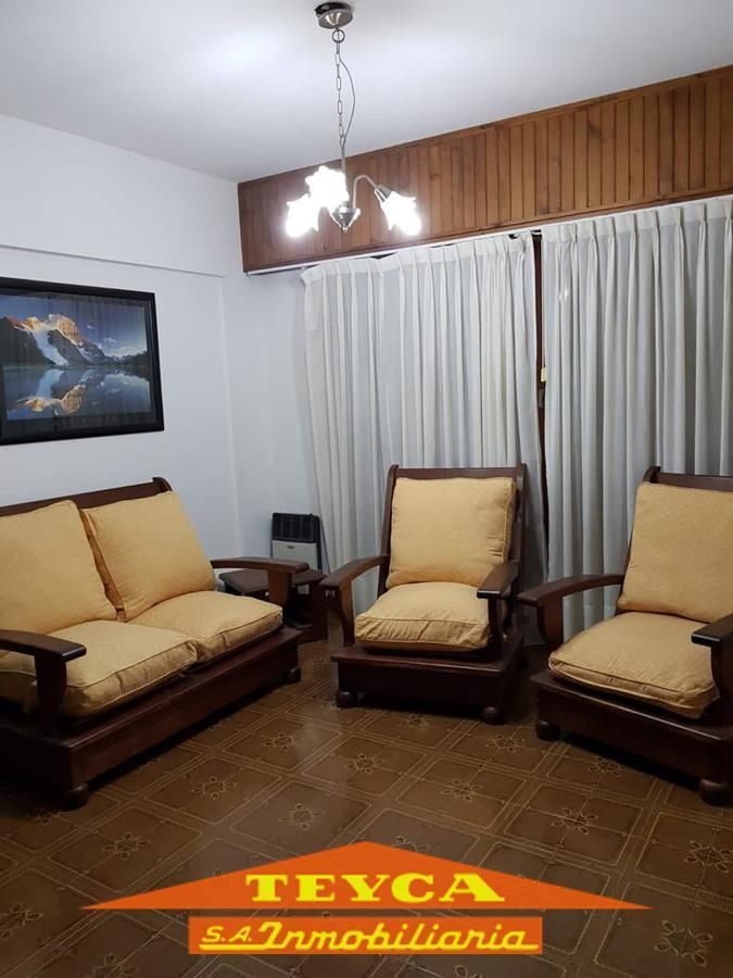 Casa en venta Lasalle 5 ambientes