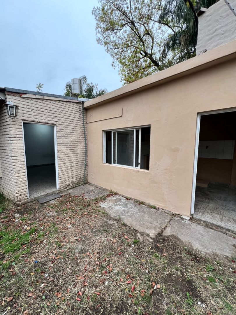 Casa en Alquiler en Tres de Febrero, G.B.A. Zona Oeste