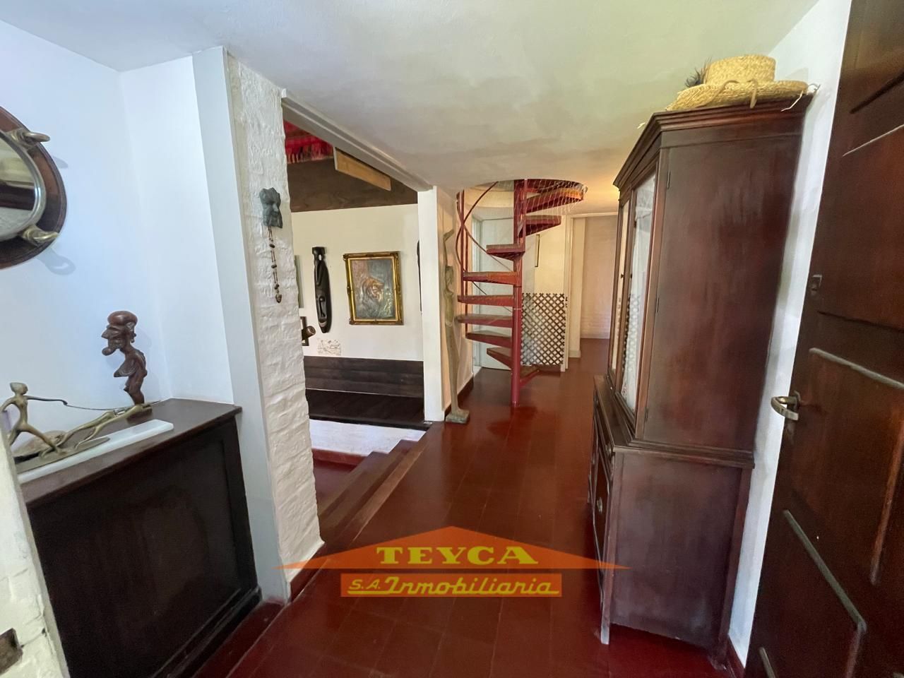 Casa en venta Lasalle 5 ambientes