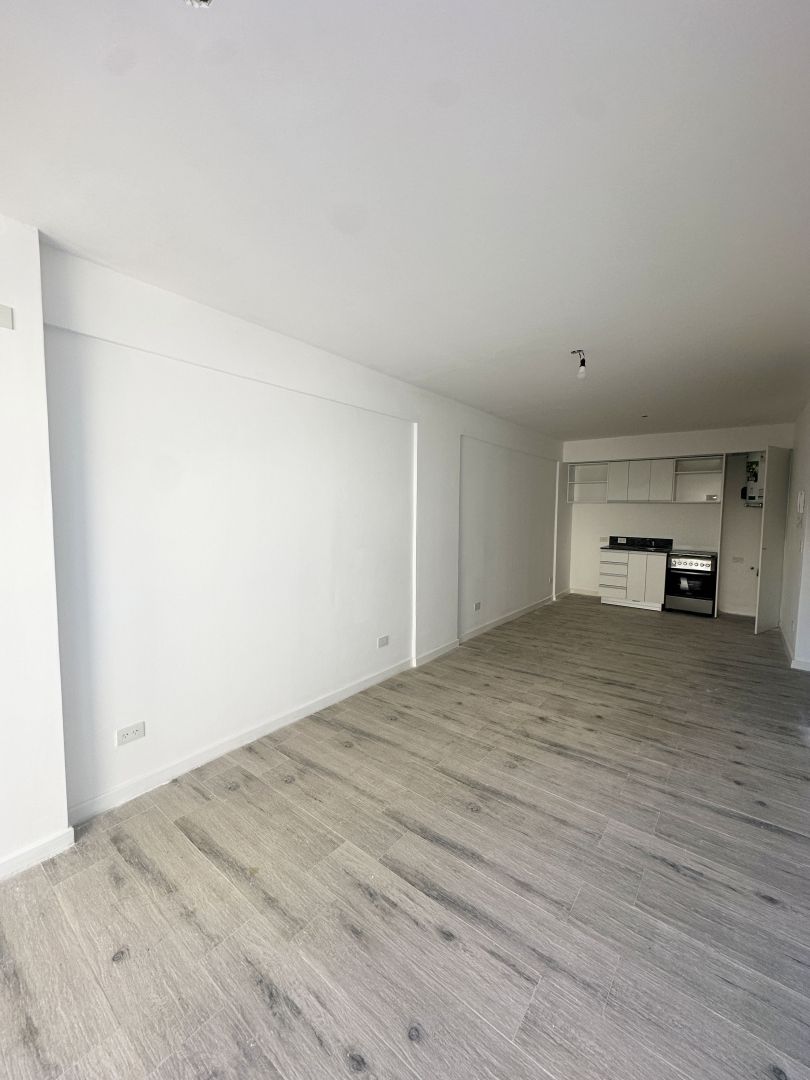 Departamento en Saavedra 800