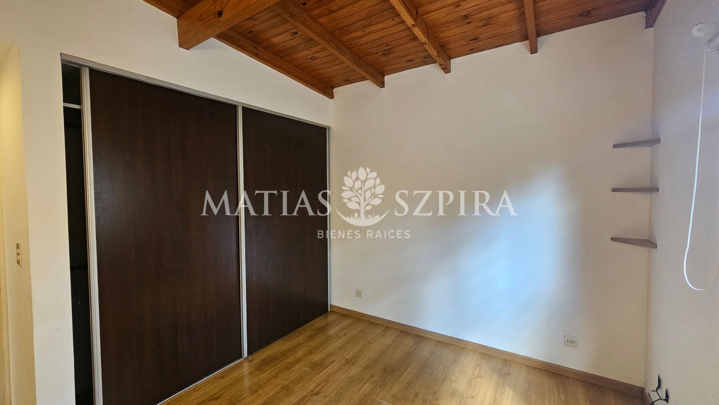 VENTA DE CASA EN Ituzaingó - Villa Udaondo - 18