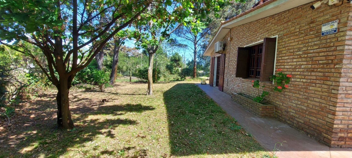 Casa en alquiler temporario - 2 dorm, La Floresta