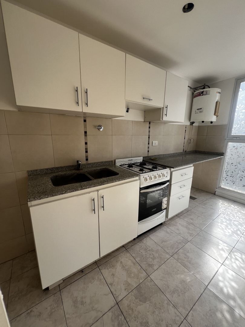 Departamento en CHARCAS 200