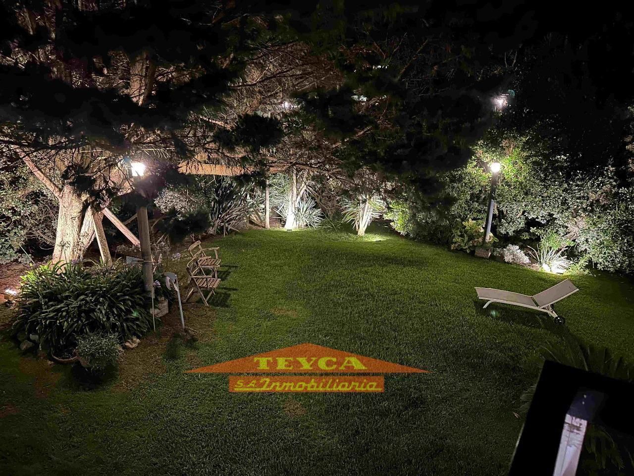 Casa en venta Lasalle 10 ambientes