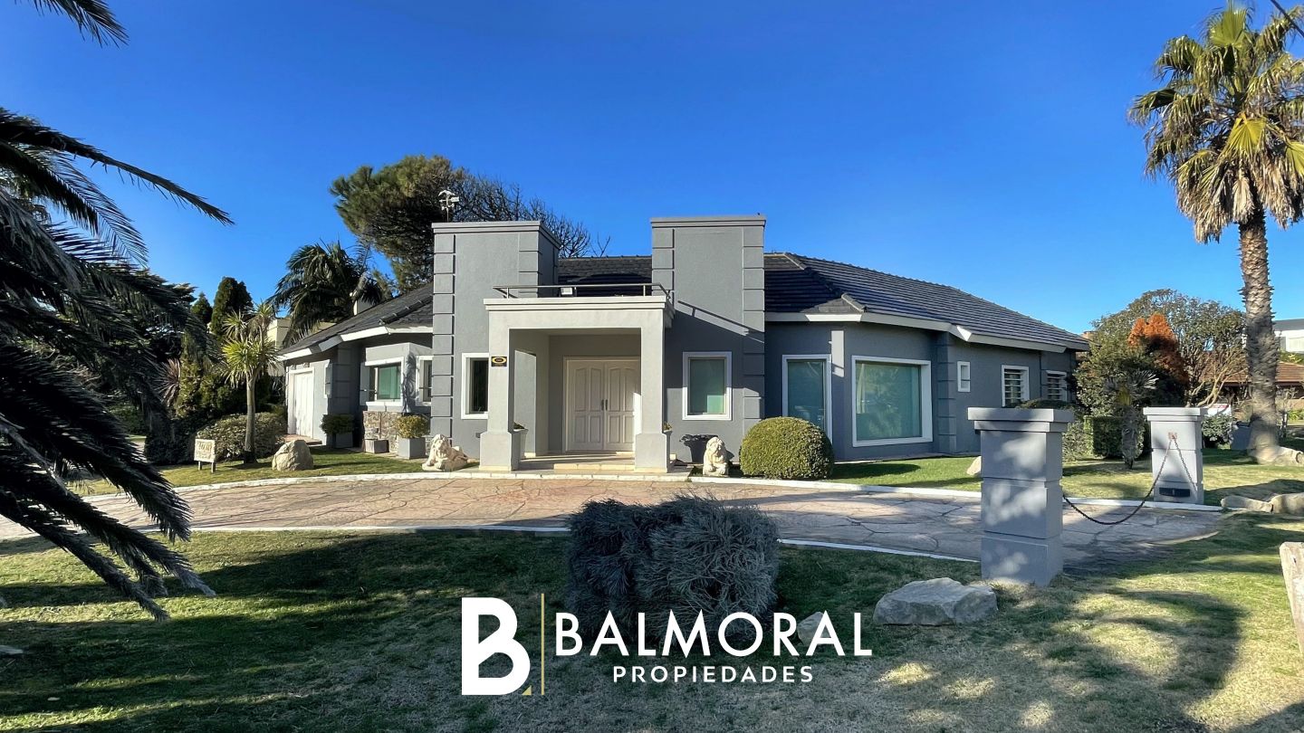 ALQUILER DE CASA EN Pinamar - Lasalle