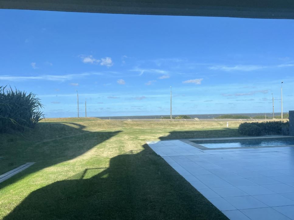 Apartamento en venta Playa Brava 4 ambientes