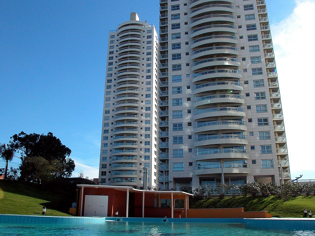 TORRES NÁUTICAS