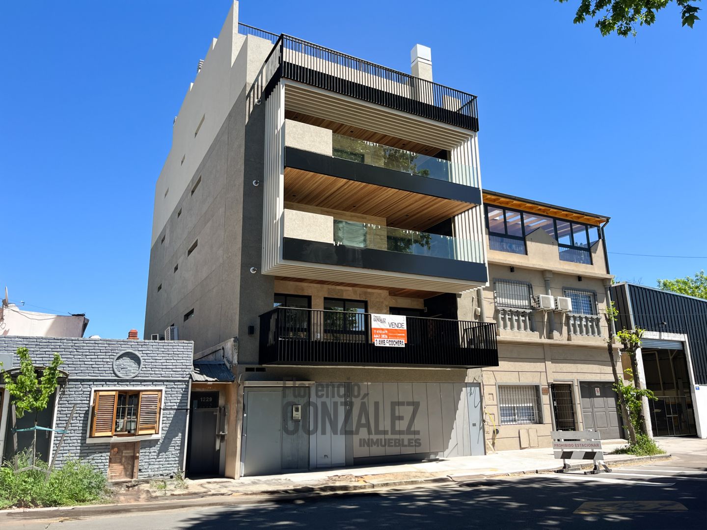 COSQUIN 1219 - Edificio en Liniers 2 ambientes