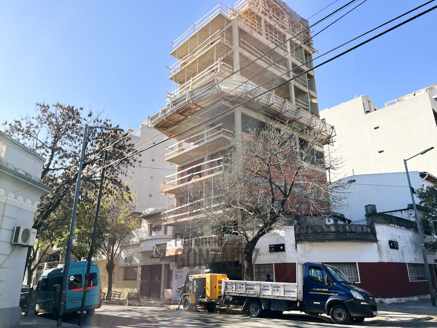 BOLAÑOS 94 - Edificio en Floresta