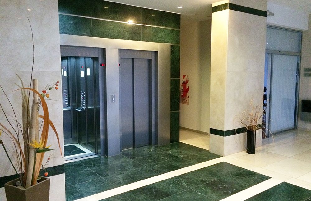 Arte I - Residencias en Altura - Edificio en ALMIRANTE BROW 1H H