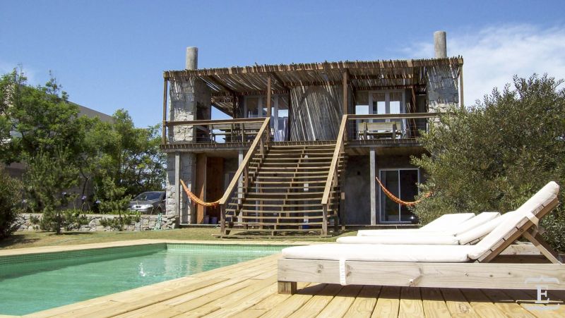 Casa EN ALQUILER TEMPORARIO