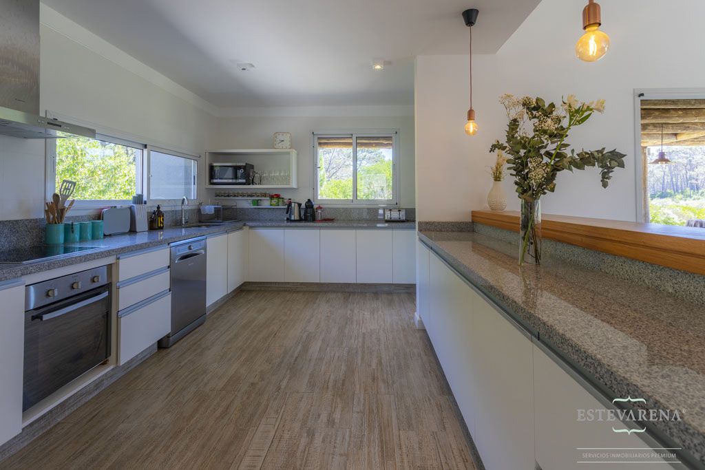Casa EN VENTA Y ALQUILER