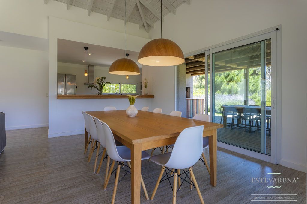 Casa EN VENTA Y ALQUILER