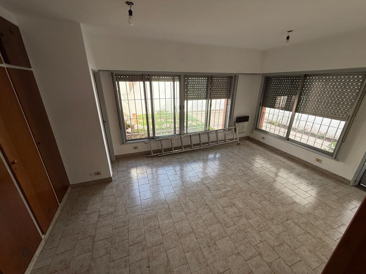 ALQUILER DE CASA EN Vicente López - Villa Adelina - 11