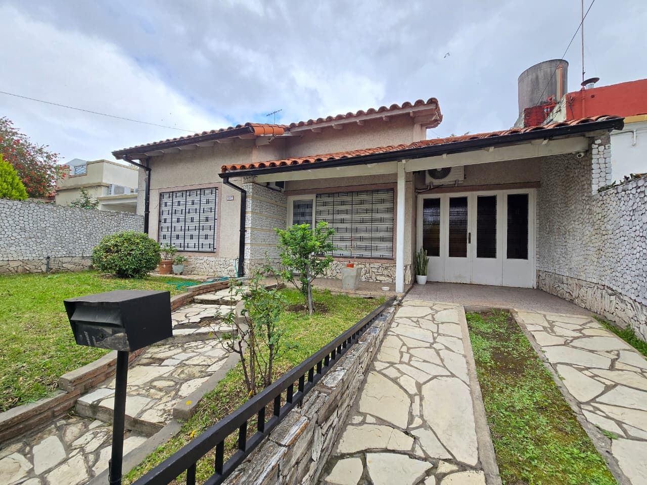 Casa en venta El Palomar 3 ambientes