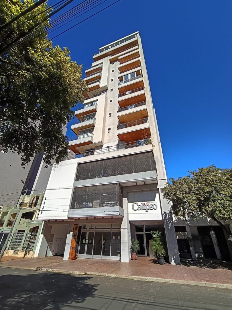 Departamento en Alvear 1800