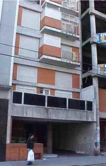 Departamento en HIPOLITO YRIGOYE 2300