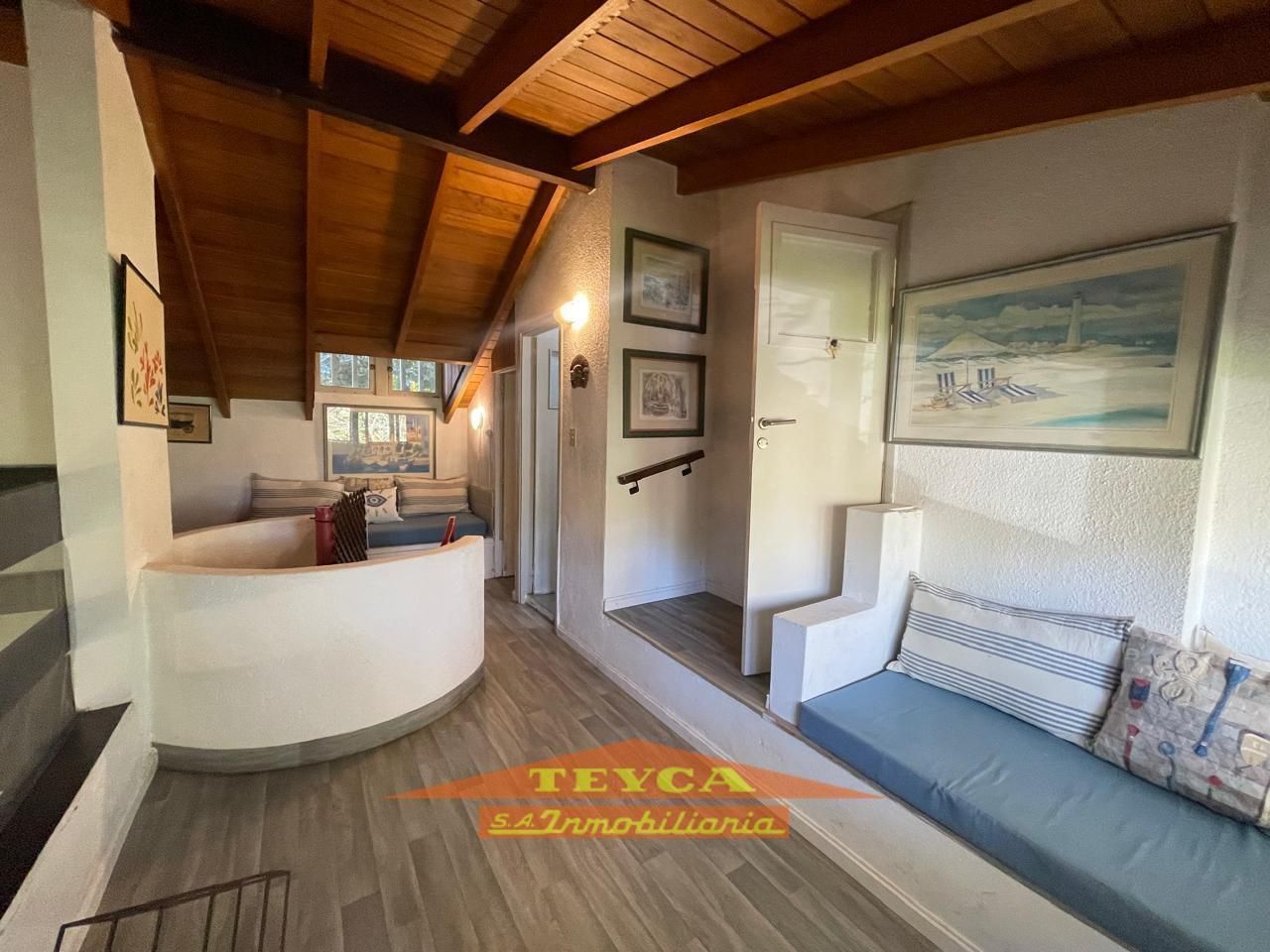 Casa en venta Lasalle 5 ambientes