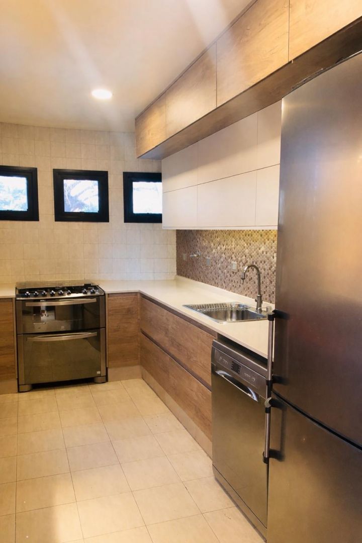 Casa EN VENTA Y ALQUILER