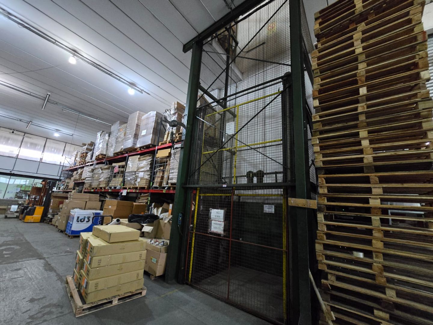 VENTA DE GALPON EN Tres de Febrero - Ciudadela - 35