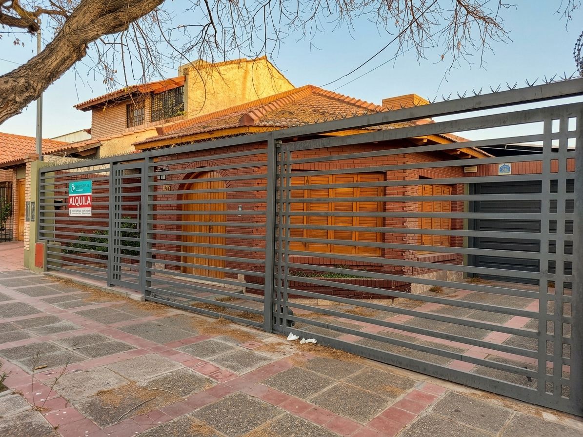 Casa en Alquiler en Maipu, Mendoza