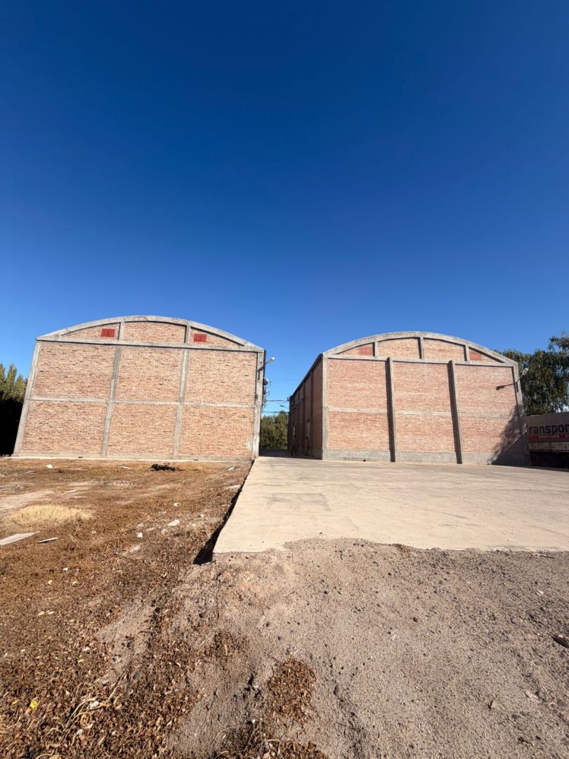 Galpon en Alquiler en Fernandez Oro, Rio Negro