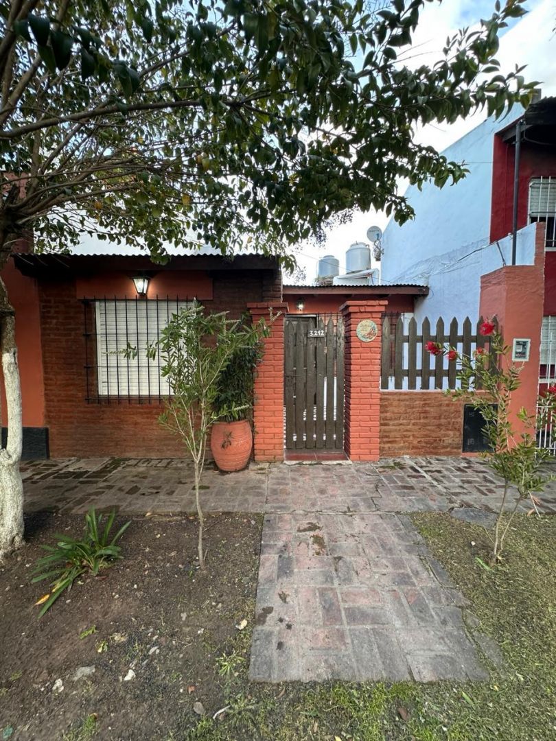 Casa en Jauregui 3200