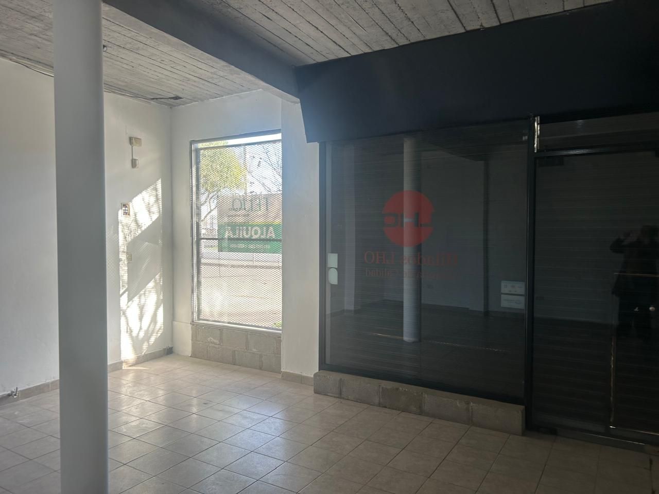 Local Comercial en DIAGONAL TOMAS E 100