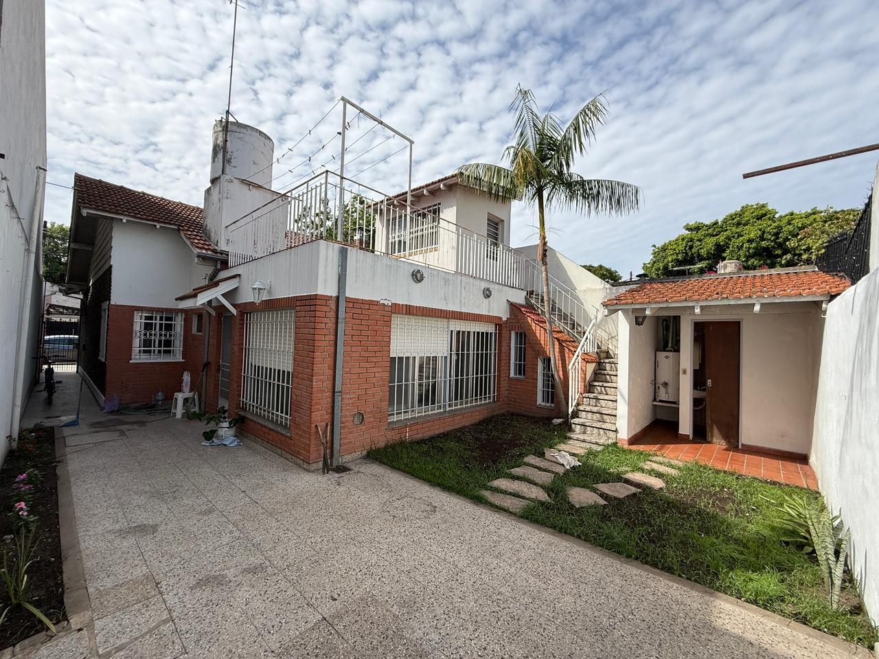 ALQUILER DE CASA EN Vicente López - Villa Adelina - 16