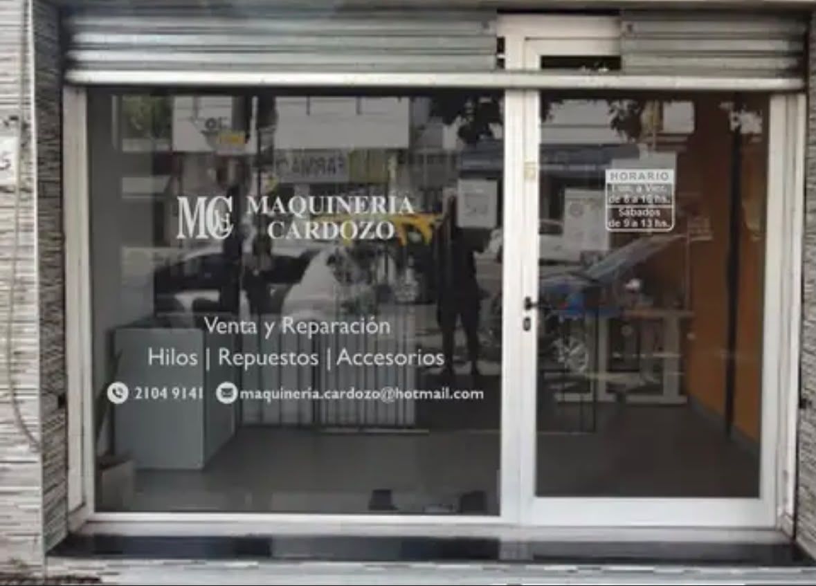 Local Comercial en juan manuel de r 1000