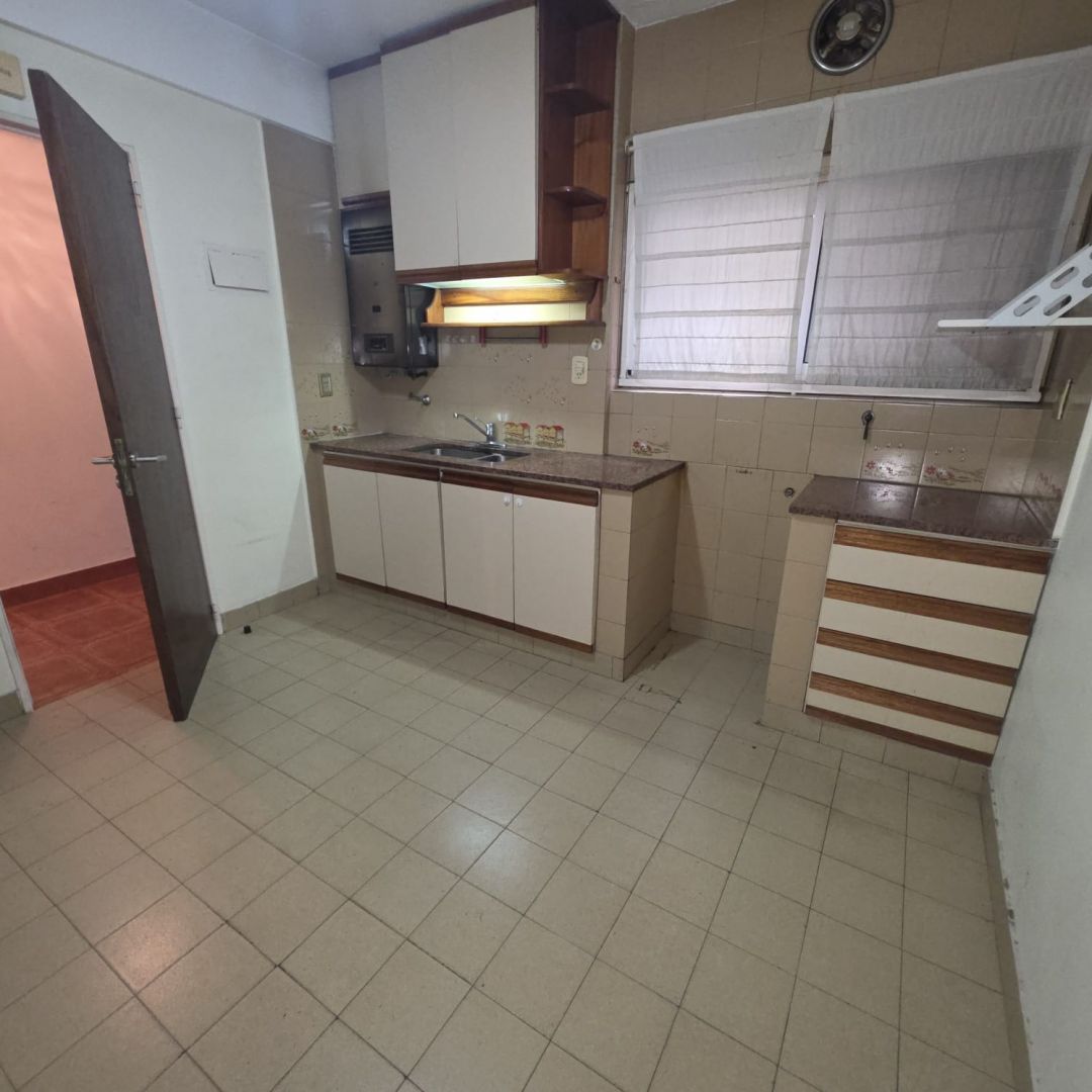 Lanus JEAN JAURES 3800