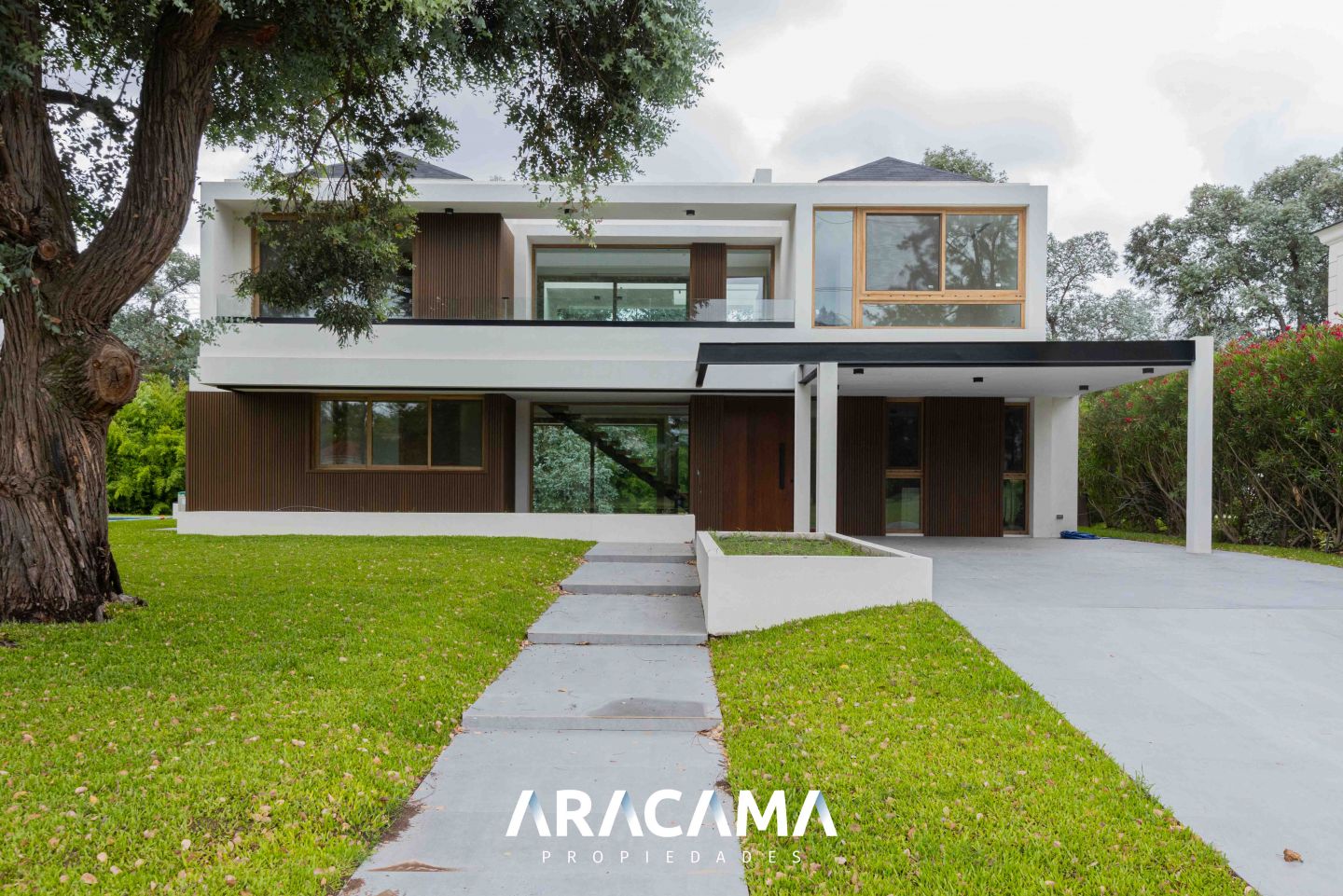 VENTA DE CASA EN Esteban Echeverría - Saint Thomas - 36