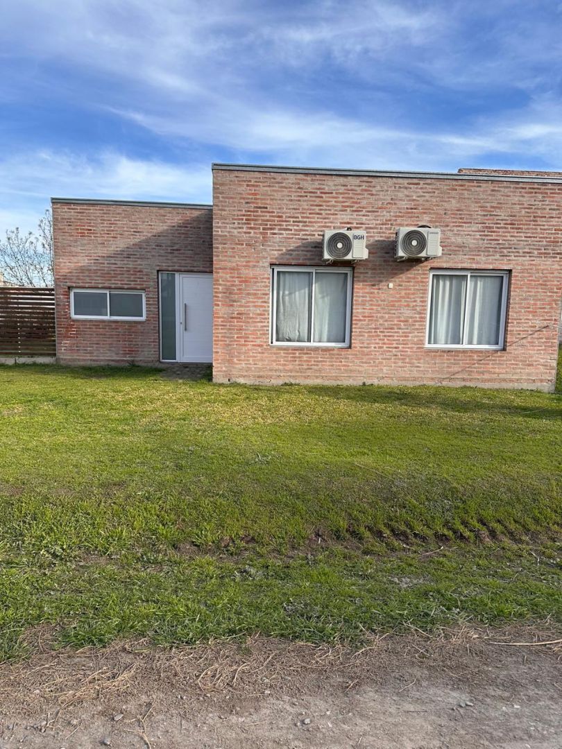VENTA DE CASA EN Pujato Norte - 1