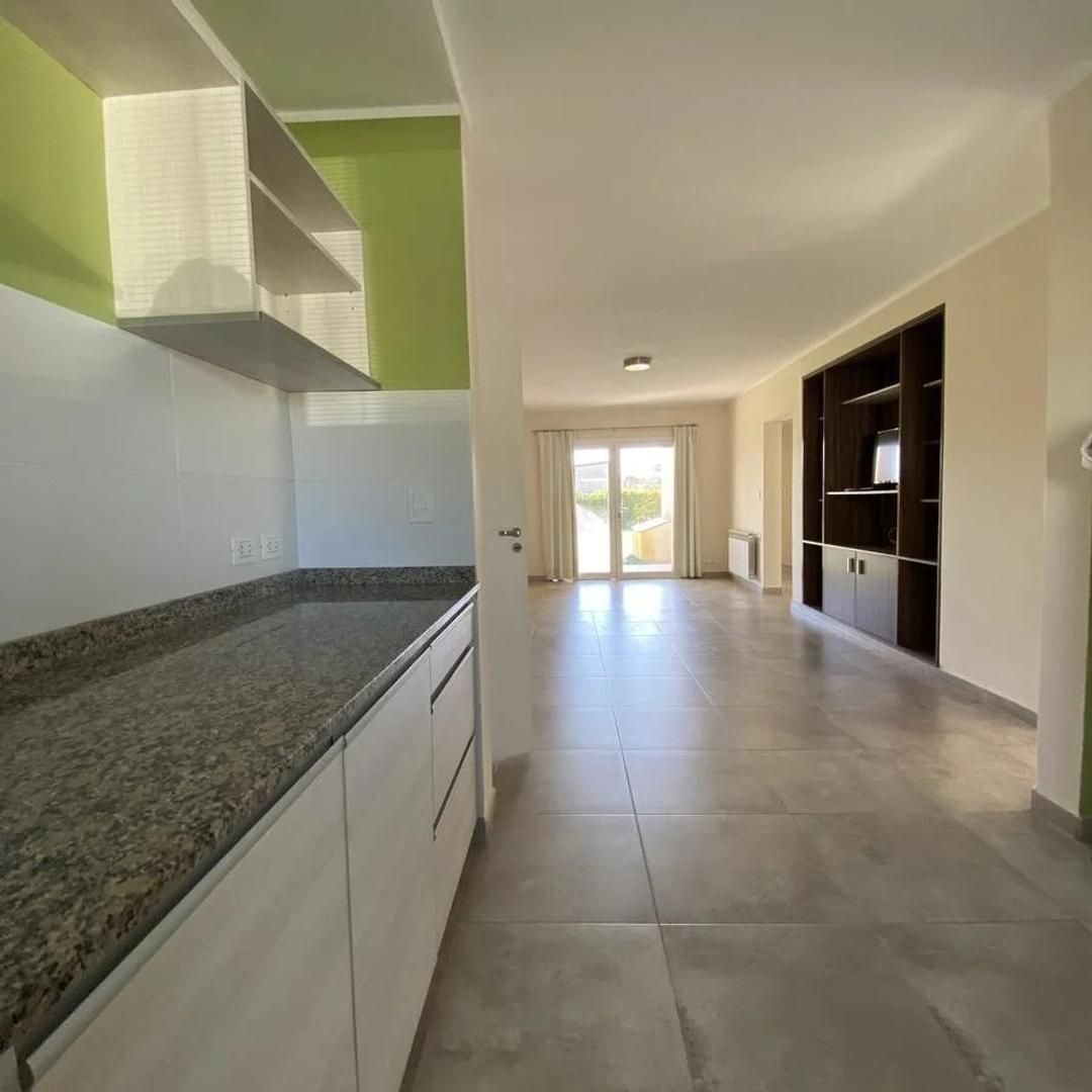 Casa EN ALQUILER